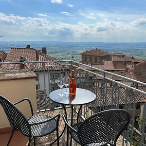cortonas-rooftop-nest.it-tuscanyhotel.com/